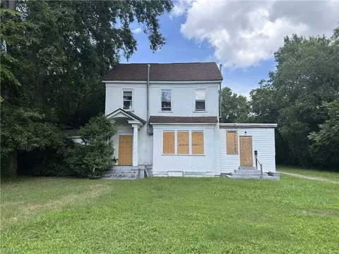 3810 Greenway Ct, Portsmouth, VA 23707