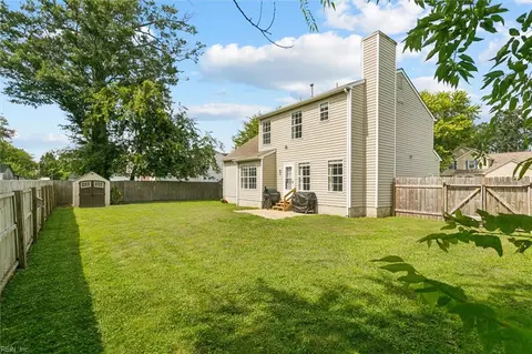 Exterior - 113 Boeing Ave, Hampton, VA 23669 photo 6 of 7