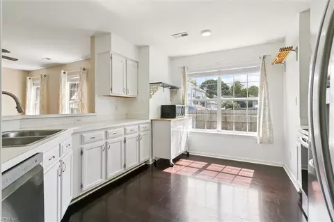 Kitchen - 113 Boeing Ave, Hampton, VA 23669 photo 1 of 4
