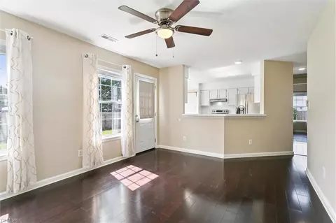 Living - 113 Boeing Ave, Hampton, VA 23669 photo 5 of 5