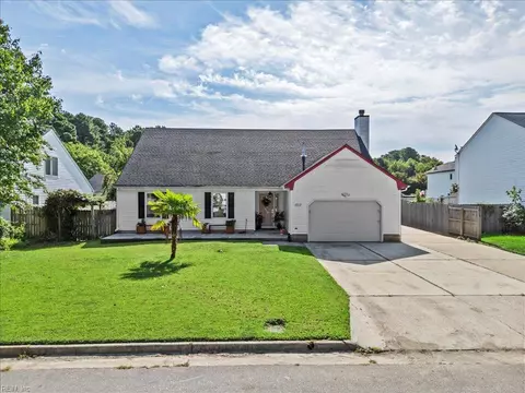 1713 Lapstone Ct, Virginia Beach, VA 23453