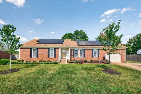1218 Fordyce Dr, Chesapeake, VA 23322