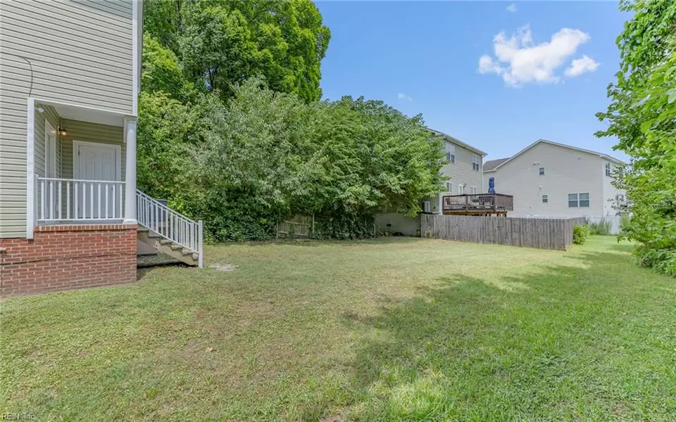Exterior - 202 Patrick St, Norfolk, VA 23523 photo 5 of 8