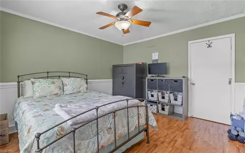 Bedroom - 465 Lineberry Rd, Virginia Beach, VA 23452 photo 8 of 10