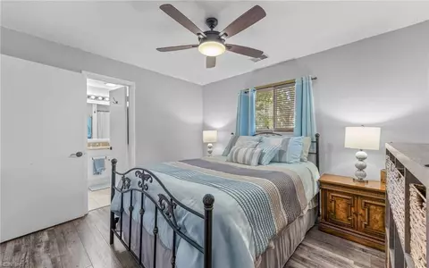 Bedroom - 465 Lineberry Rd, Virginia Beach, VA 23452 photo 2 of 10