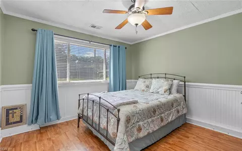 Bedroom - 465 Lineberry Rd, Virginia Beach, VA 23452 photo 10 of 10