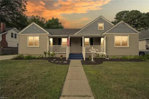 1035 Livingston Ave, Chesapeake, VA 23324