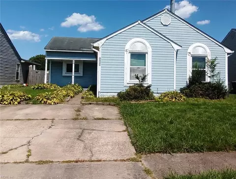 1232 Northvale Dr, Virginia Beach, VA 23464
