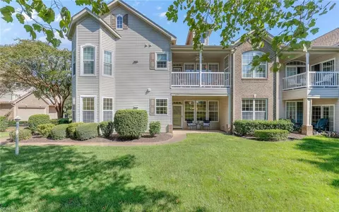 2737 Browning Dr, Virginia Beach, VA 23454