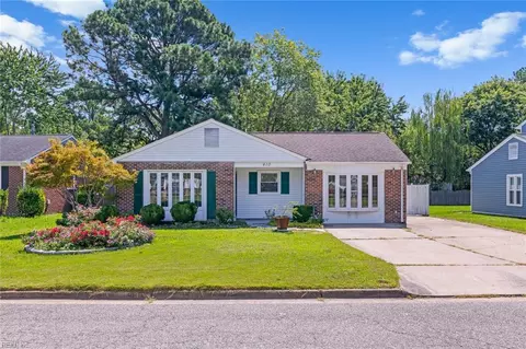 410 Cottonwood St, Newport News, VA 23608
