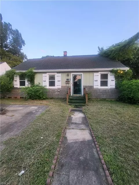 1254 17th St, Newport News, VA 23607