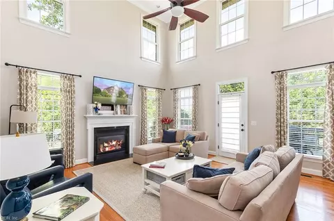 Living - 101 Ryder, Smithfield, VA 23430 photo 1 of 4