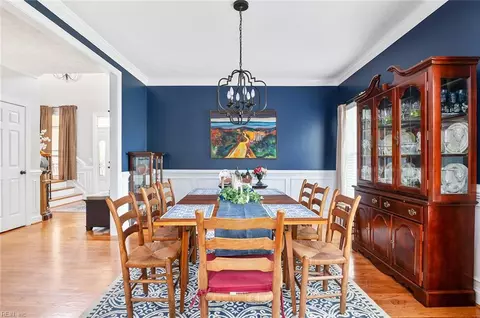 Dining - 101 Ryder, Smithfield, VA 23430 photo 1 of 3