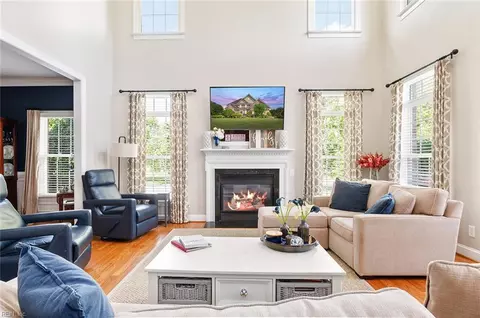 Living - 101 Ryder, Smithfield, VA 23430 photo 3 of 4