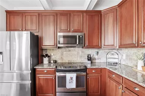 Kitchen - 101 Ryder, Smithfield, VA 23430 photo 3 of 5