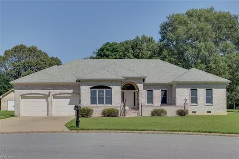 305 Autumn Cir, Suffolk, VA 23434