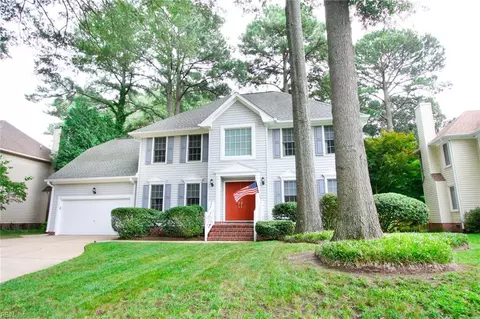 1117 Fairway Dr, Chesapeake, VA 23320