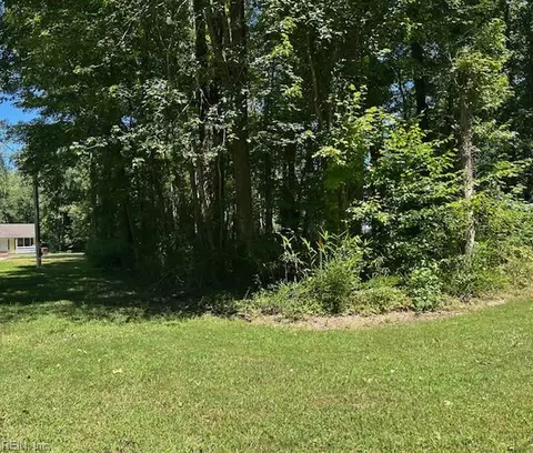 1840 Mount Pleasant Rd, Chesapeake, VA 23322