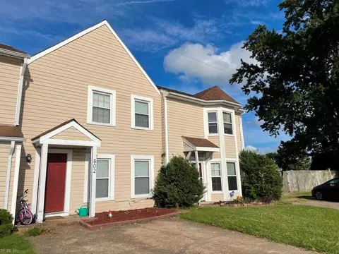802 Diploma Ct, Virginia Beach, VA 23462