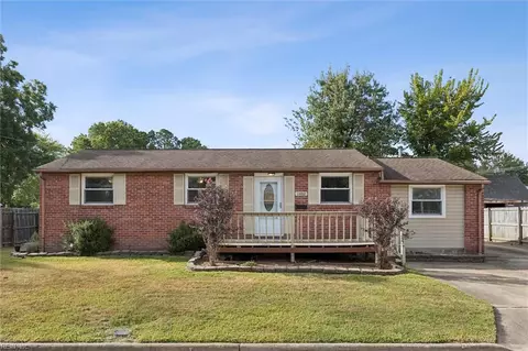 1402 Brackin Ct, Hampton, VA 23663