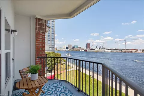 475 Water St #504, Portsmouth, VA 23704