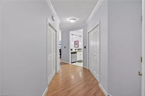 Entry Way - 112 Mainsail Dr #16, Hampton, VA 23664 photo 1 of 2