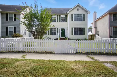 2949 Gate House Rd, Norfolk, VA 23504