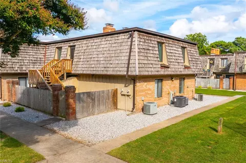 1127 Ocean Pebbles Way, Virginia Beach, VA 23451