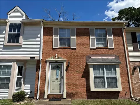 548 Hollomon Dr, Hampton, VA 23666