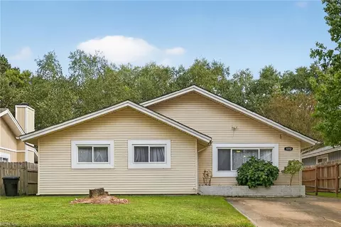1092 Tall Oak Dr, Virginia Beach, VA 23462