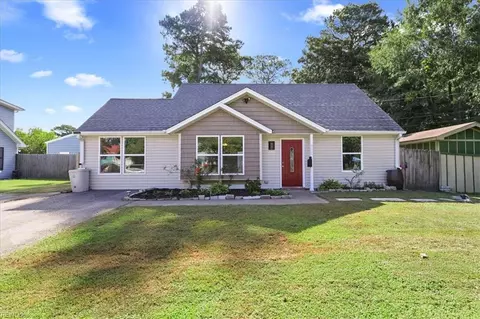 800 Round Bay Rd, Norfolk, VA 23502