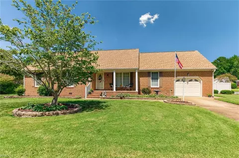 604 Luray Ter, Chesapeake, VA 23322