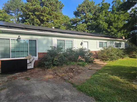 2924 Candlewood Cir, Chesapeake, VA 23324