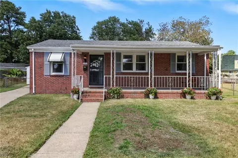 502 Mooney Rd, Chesapeake, VA 23325