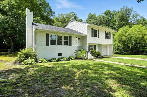 205 Pond Dr, Suffolk, VA 23434