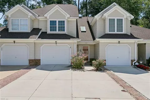 165 Rustling Oak Rdg, Yorktown, VA 23692
