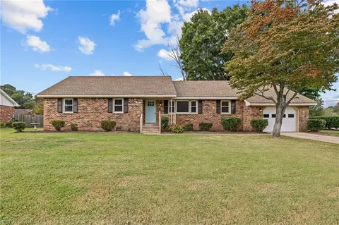 533 Beauregard Dr, Chesapeake, VA 23322