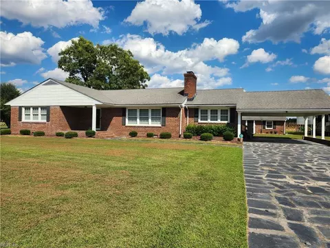 32391 S Main St, Boykins, VA 23827