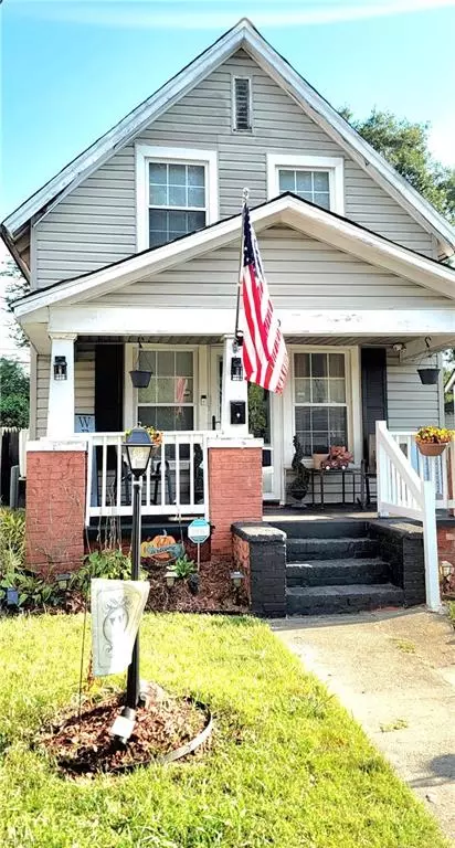 30 Manly St, Portsmouth, VA 23702