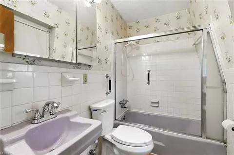212 Caisson Xing, Hampton, VA 23669 photo 33