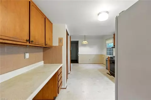 212 Caisson Xing, Hampton, VA 23669 photo 13