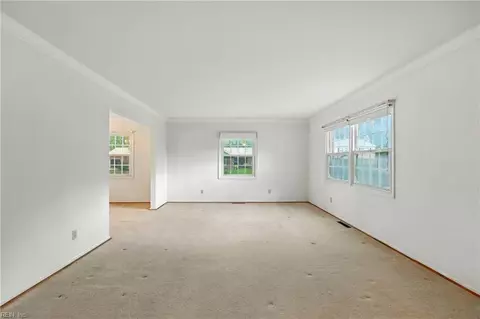 212 Caisson Xing, Hampton, VA 23669 photo 7