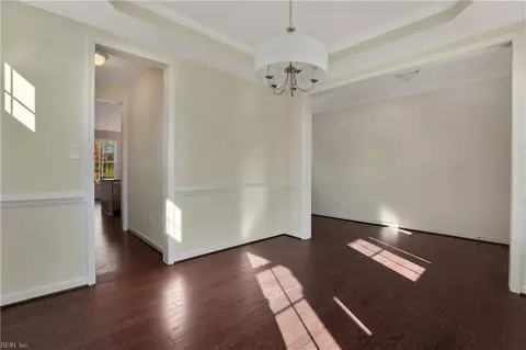 Entry Way - 2221 Patrick Dr, Suffolk, VA 23435 photo 2 of 4
