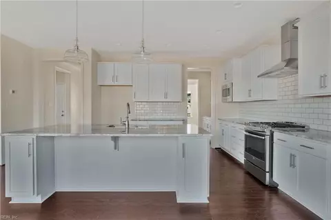 Kitchen - 2221 Patrick Dr, Suffolk, VA 23435 photo 4 of 5