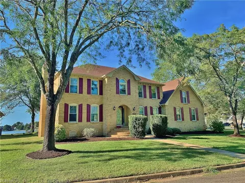 1317 Plantation Lakes Cir, Chesapeake, VA 23320