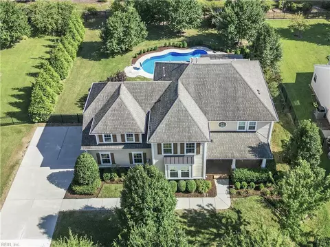 1121 Knights Bridge Ln, Virginia Beach, VA 23455