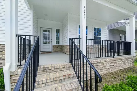 1506 Waltham Ln, Newport News, VA 23608