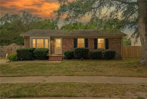 3144 Hancock Dr, Chesapeake, VA 23323