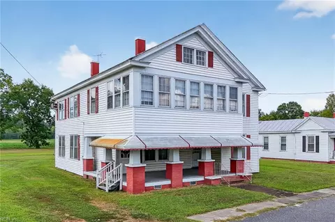 Exterior - 18 B Ave, Windsor, VA 23487 photo 3 of 3