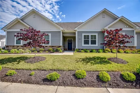 1029 Paragon Way #D, Suffolk, VA 23435